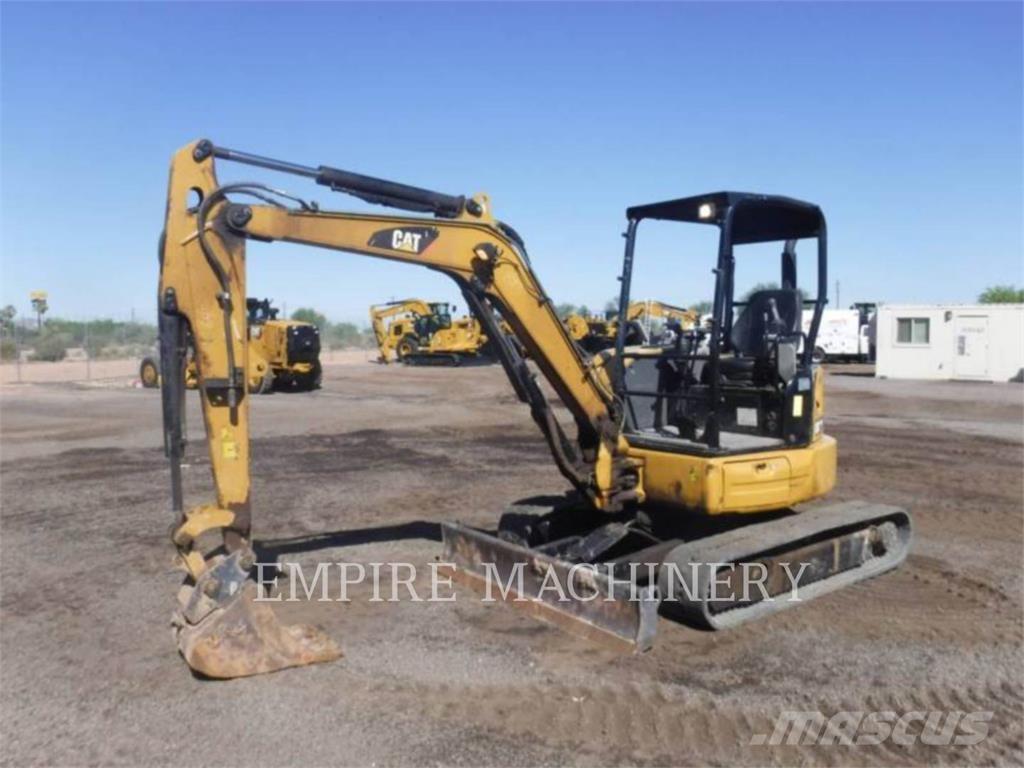 CAT 304E2 Гусеничні екскаватори