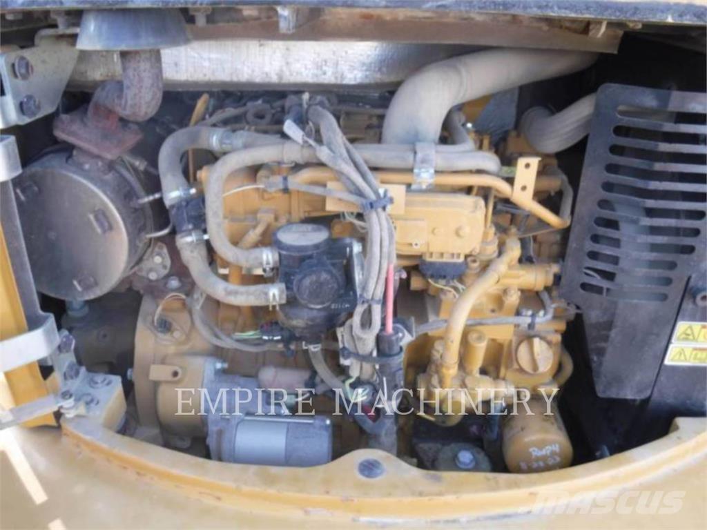 CAT 304E2 Гусеничні екскаватори