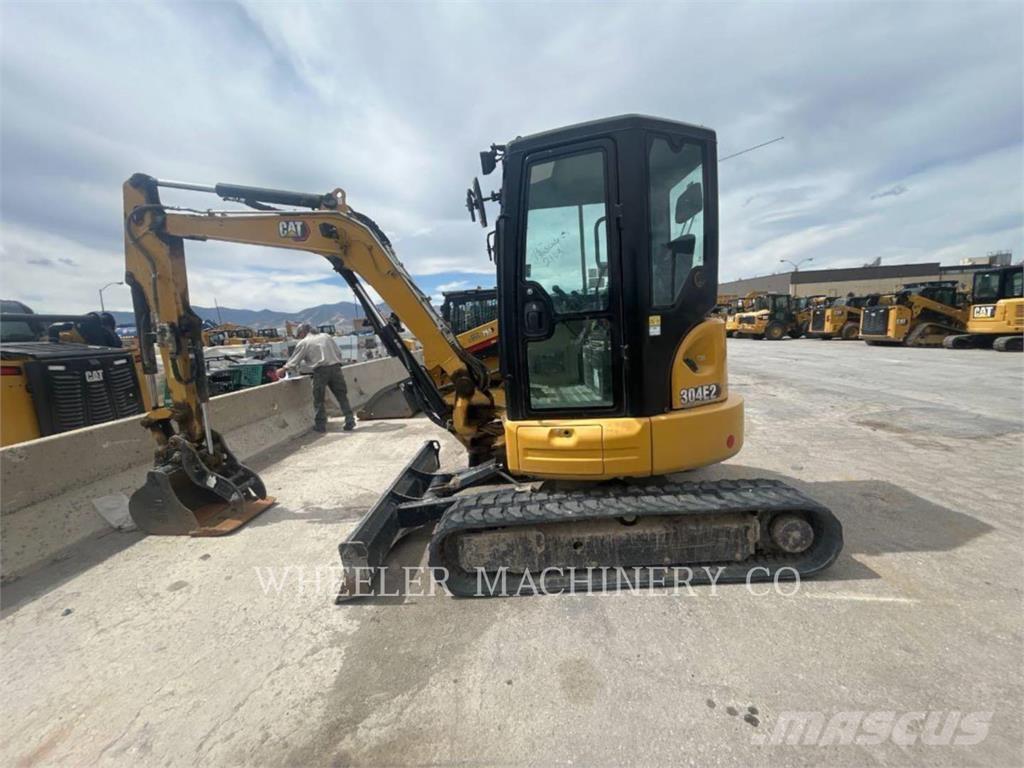 CAT 304E2 C3TH Гусеничні екскаватори