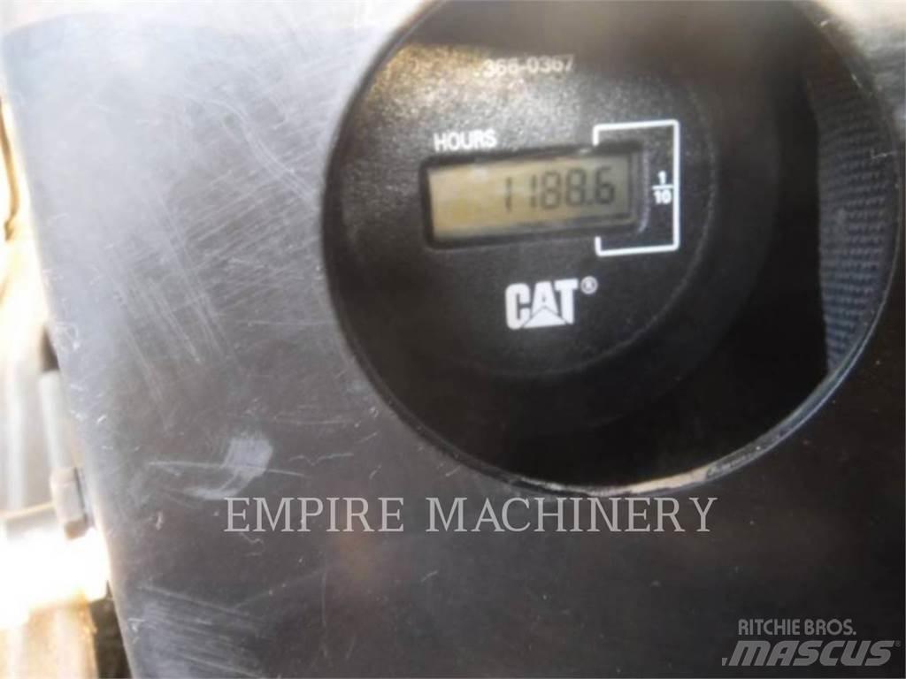 CAT 304E2CR Гусеничні екскаватори