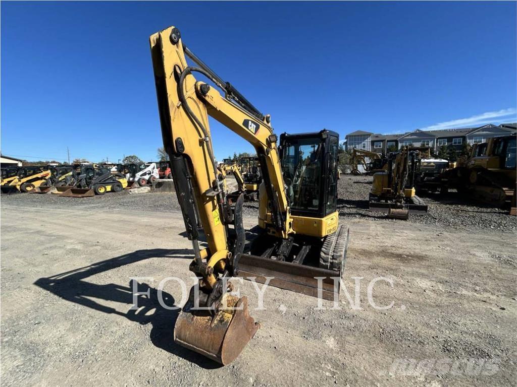 CAT 304E2CR Гусеничні екскаватори