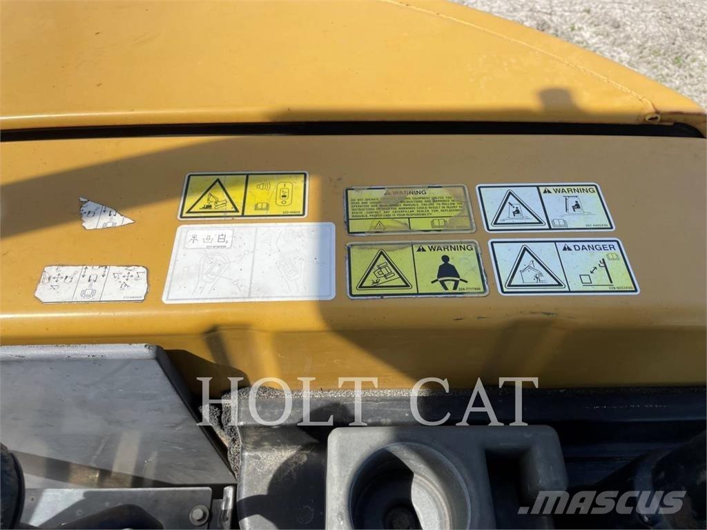 CAT 304ECR Гусеничні екскаватори