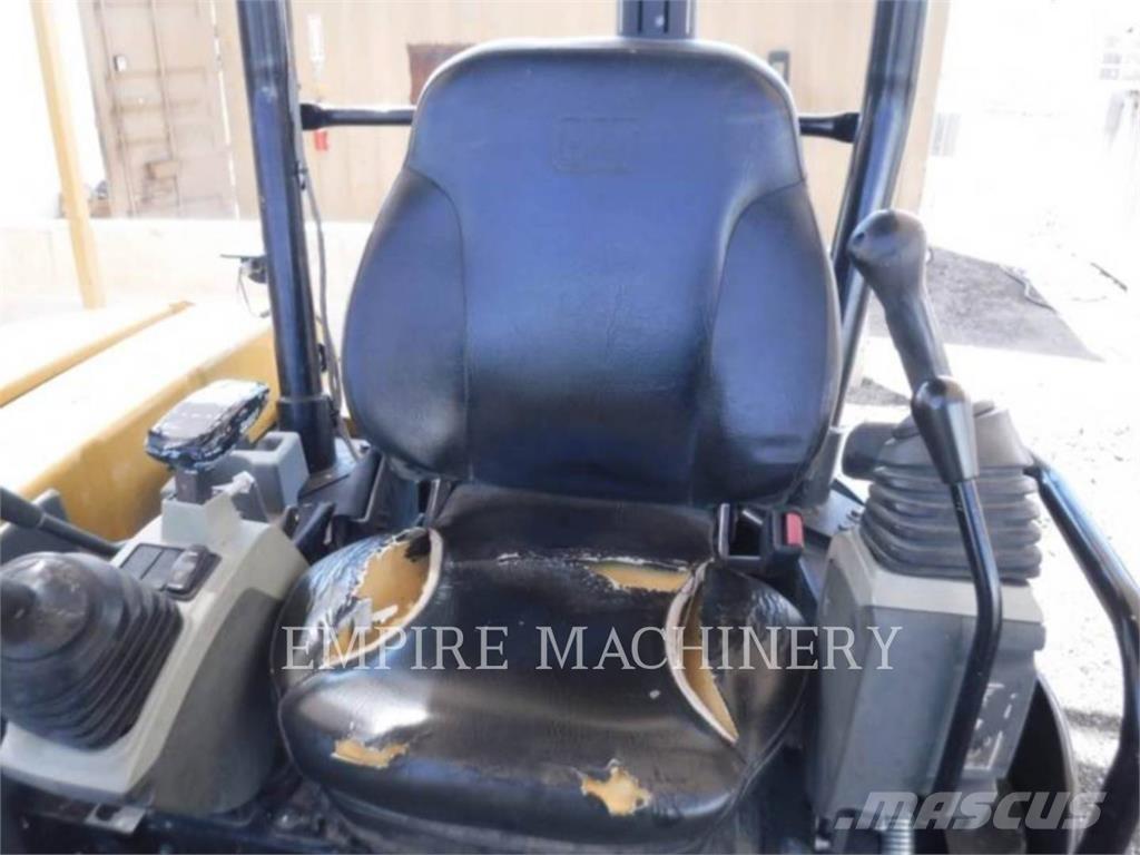 CAT 305.5E2 Гусеничні екскаватори