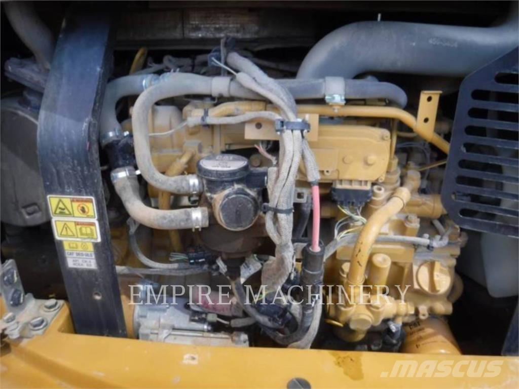 CAT 305.5E2 Гусеничні екскаватори