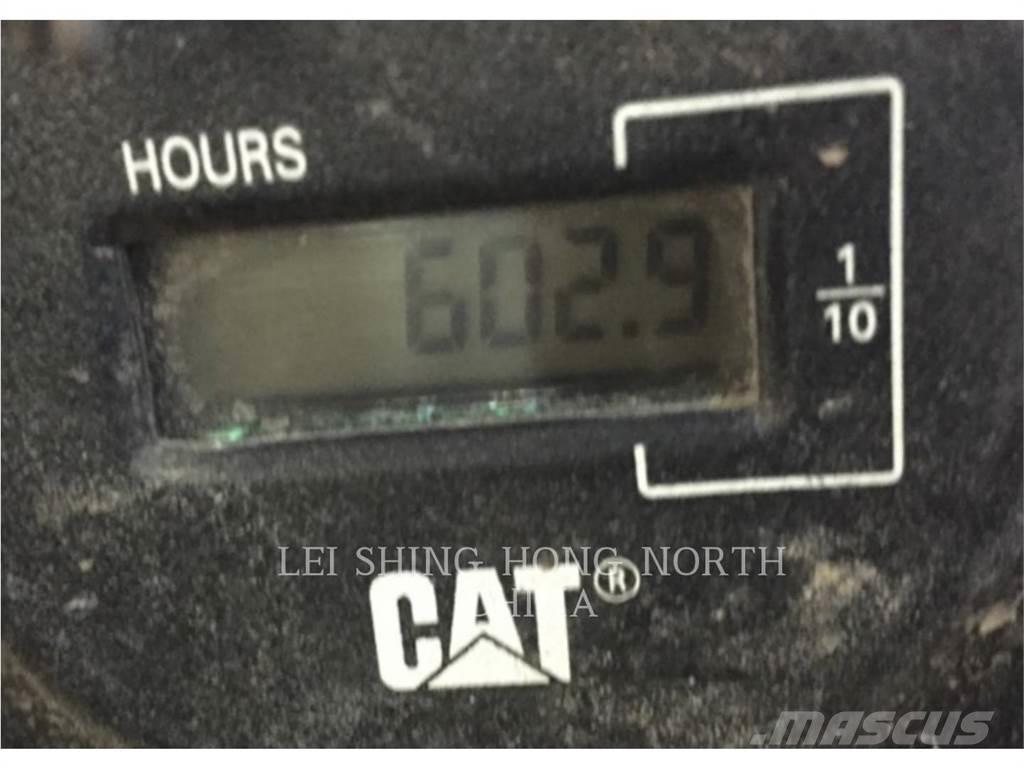 CAT 305.5E2 Гусеничні екскаватори