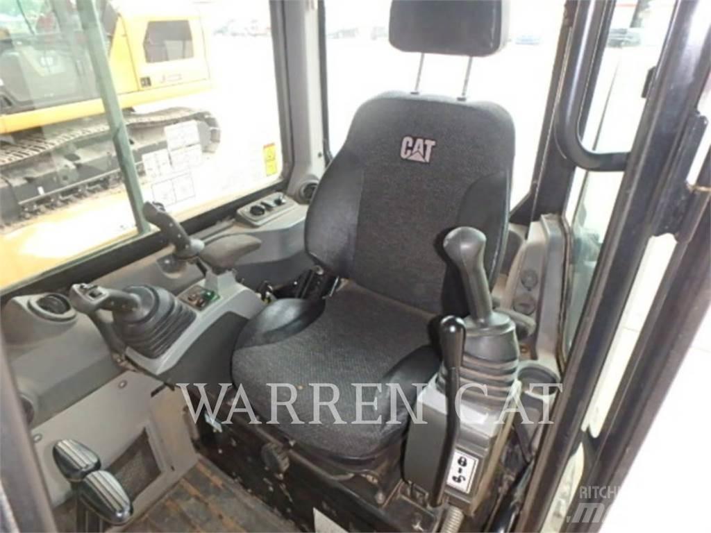 CAT 305.5E2 HT Гусеничні екскаватори