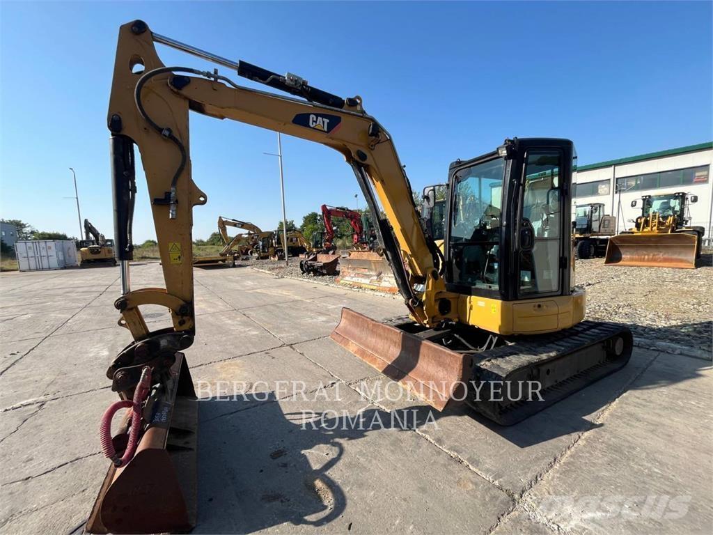 CAT 305.5E2CR Гусеничні екскаватори