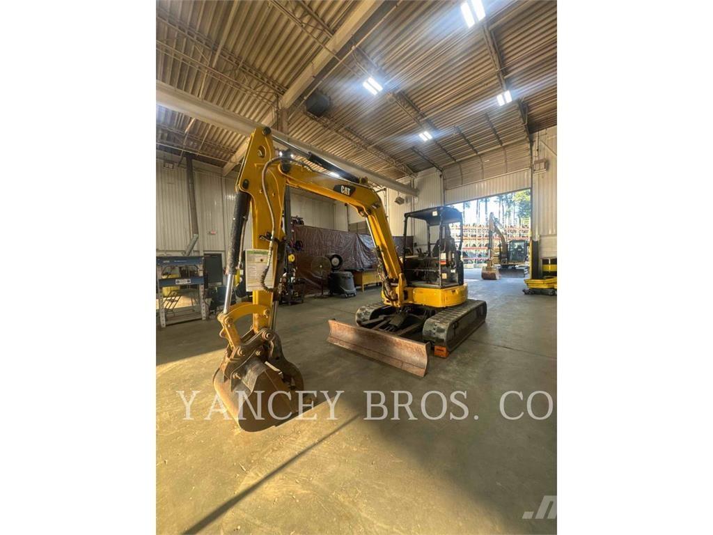 CAT 305.5E2CR Гусеничні екскаватори