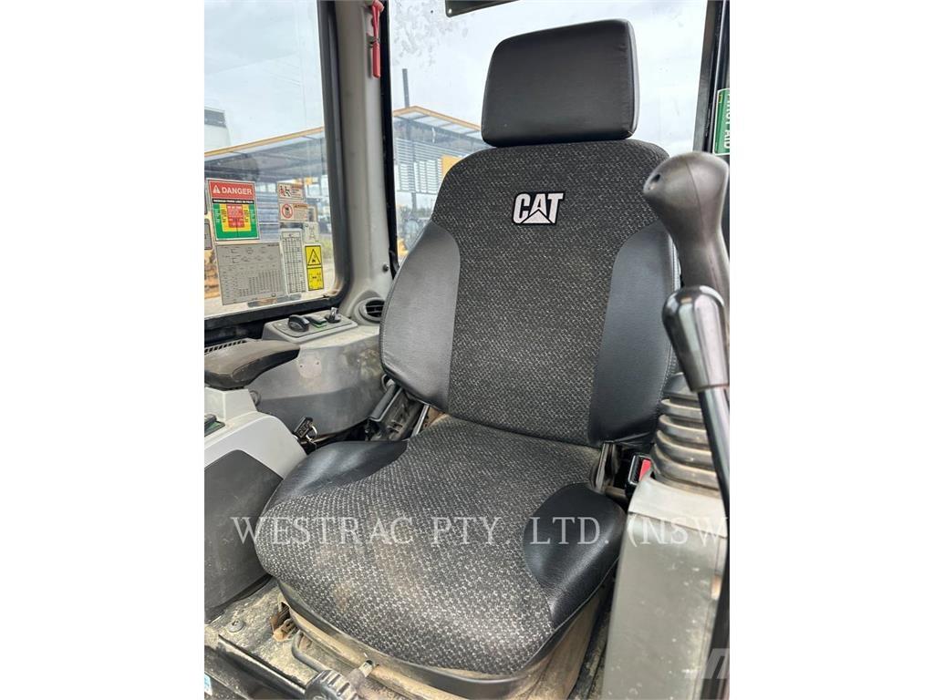 CAT 305.5E2CR Гусеничні екскаватори