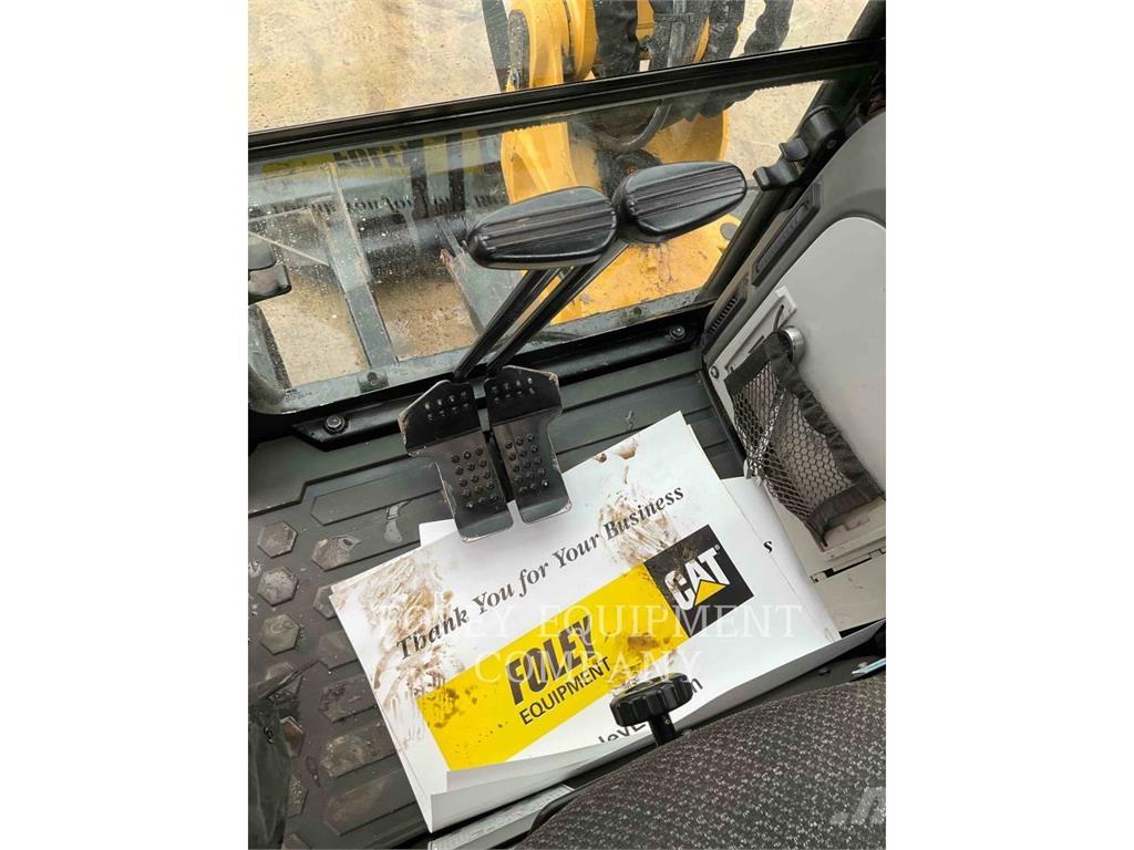 CAT 305.5E2LC Гусеничні екскаватори