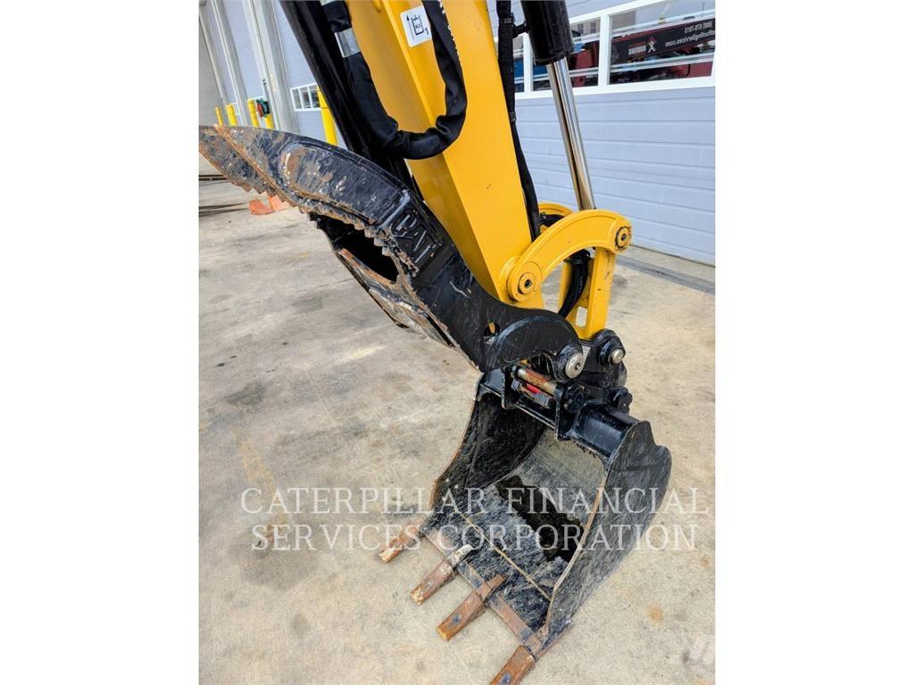 CAT 30507CR Гусеничні екскаватори