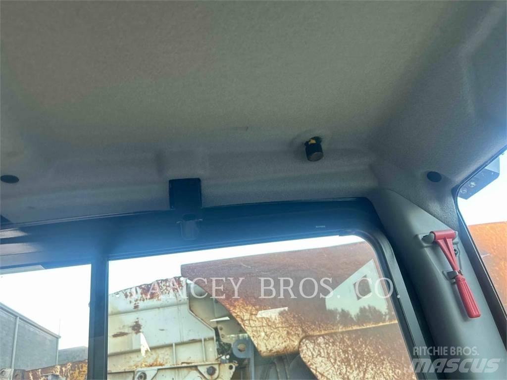 CAT 305E2CR Гусеничні екскаватори
