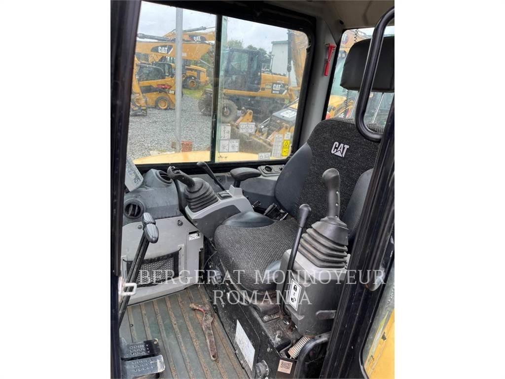 CAT 305E2CR Гусеничні екскаватори