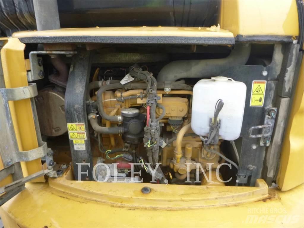 CAT 305E2CR Гусеничні екскаватори