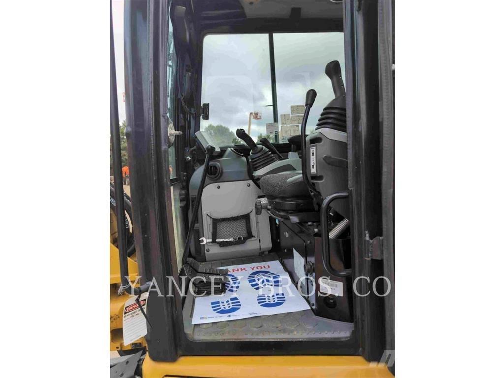 CAT 305E2CR Гусеничні екскаватори