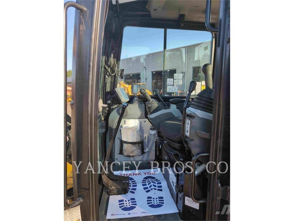 CAT 305E2CR Гусеничні екскаватори