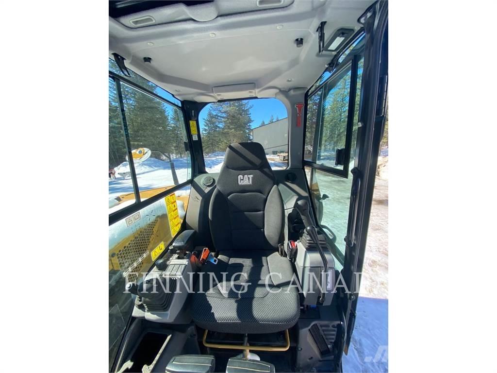 CAT 306-07 Гусеничні екскаватори