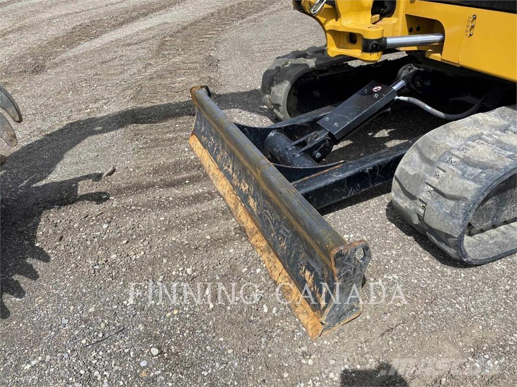 CAT 306-07 Гусеничні екскаватори