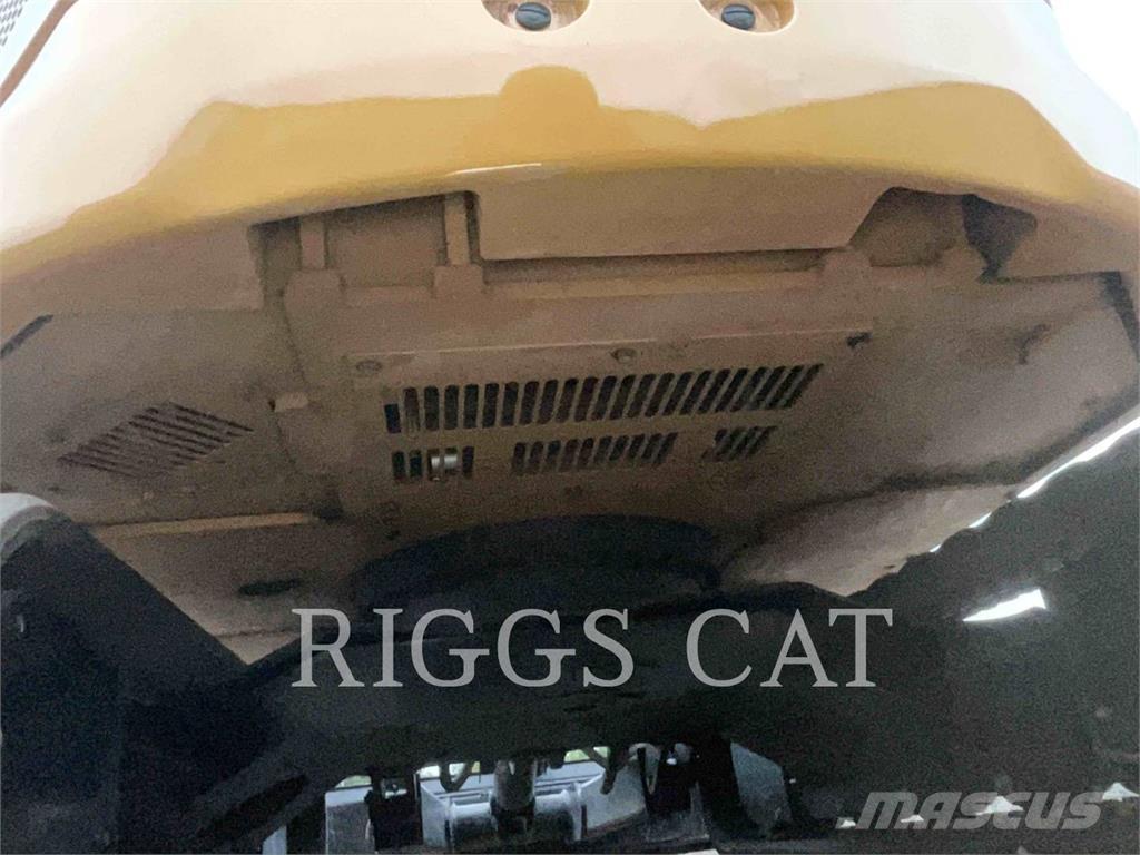 CAT 306 A Гусеничні екскаватори