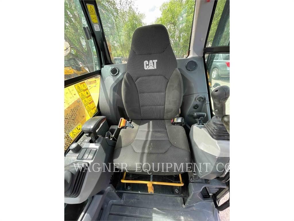 CAT 306 CR Гусеничні екскаватори