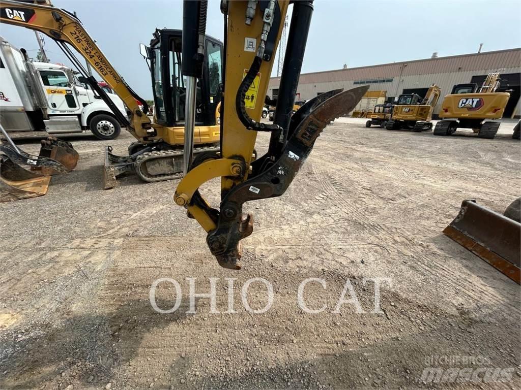 CAT 30607CR Міні-екскаватори < 7т
