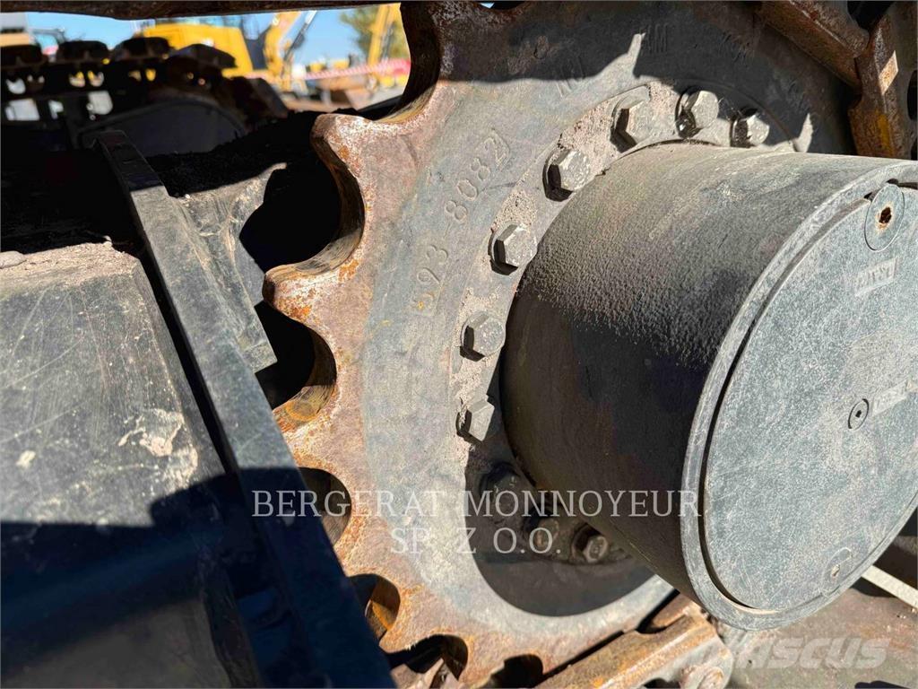 CAT 310 Гусеничні екскаватори