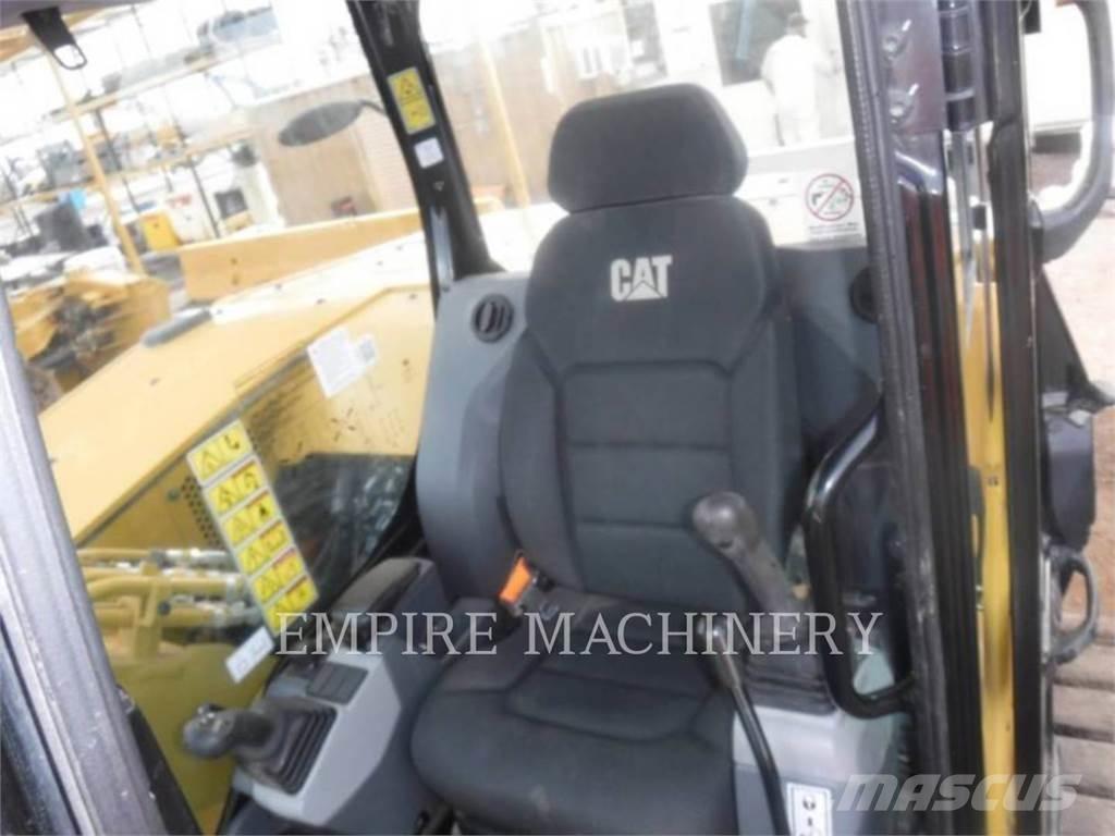 CAT 310-07 Гусеничні екскаватори