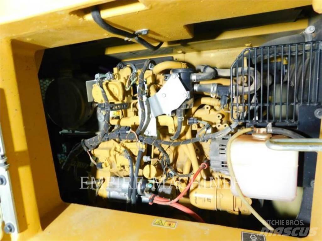 CAT 310-07 Гусеничні екскаватори