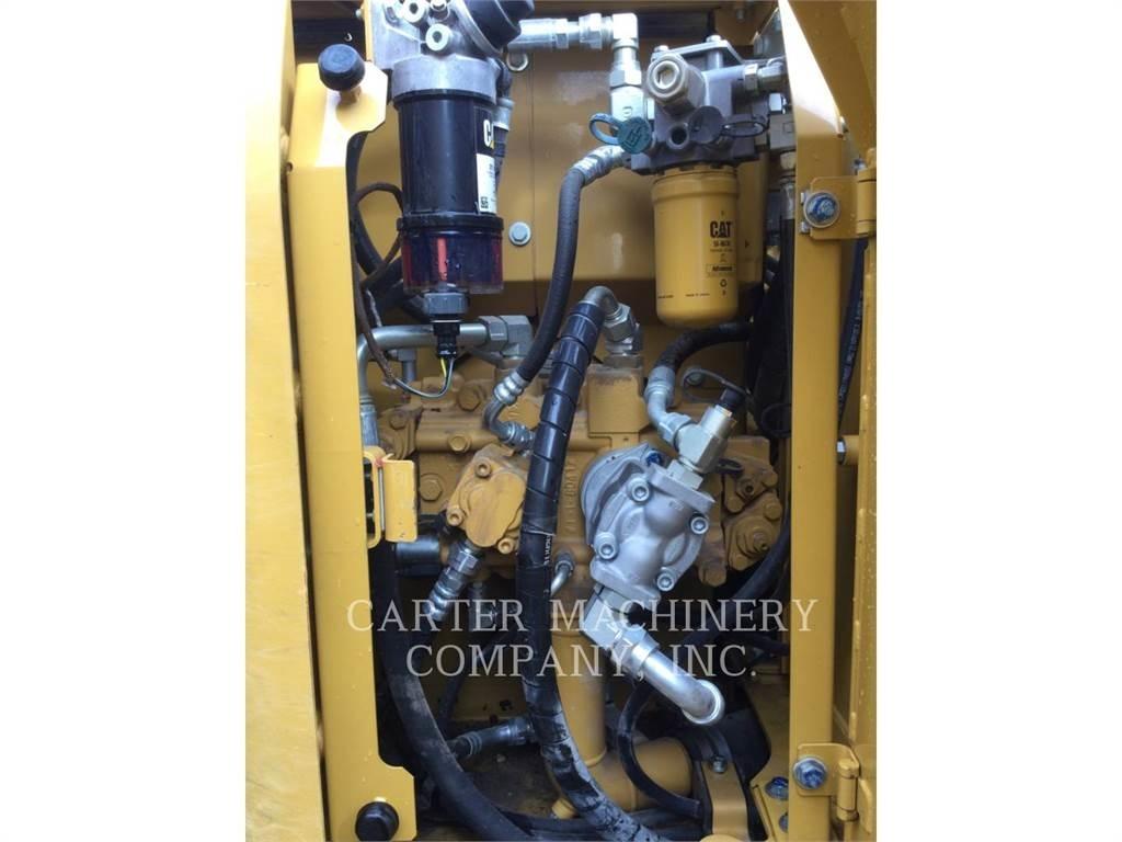 CAT 311FLRR Гусеничні екскаватори