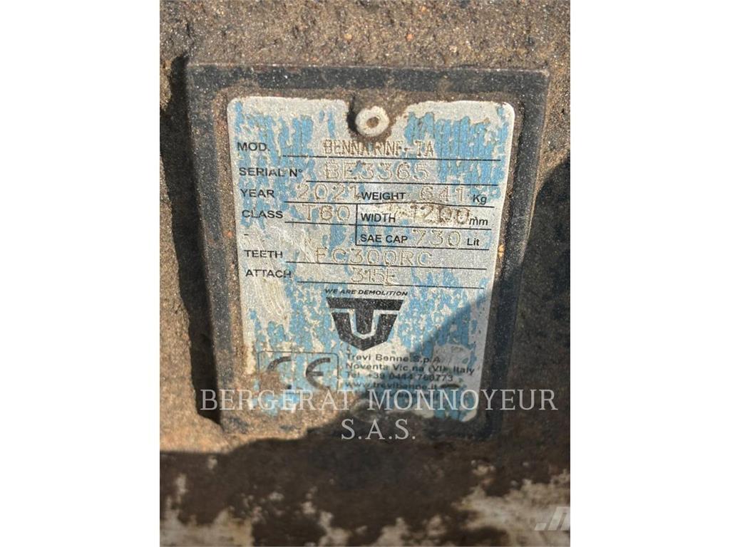 CAT 315 Гусеничні екскаватори