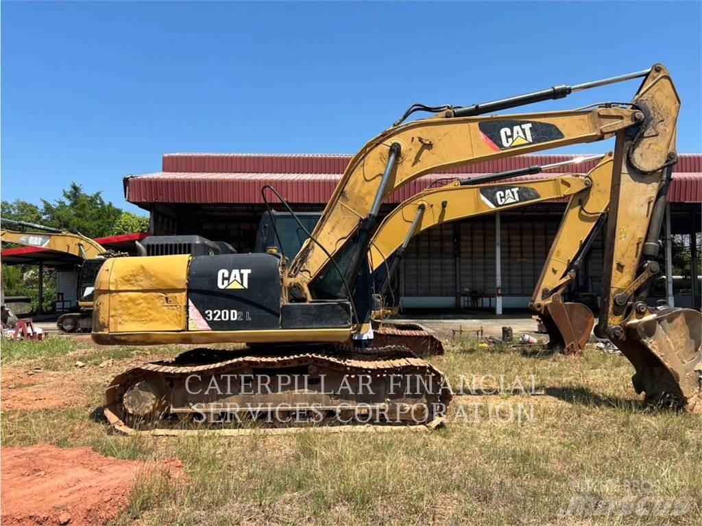 CAT 318D2L Гусеничні екскаватори