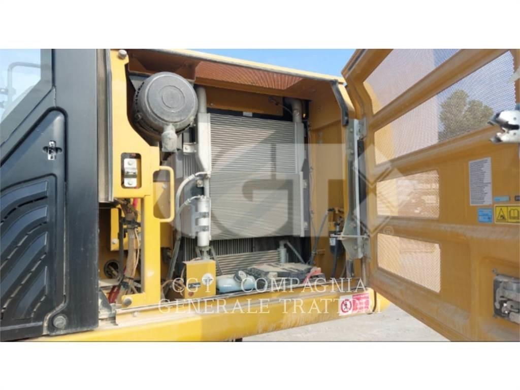CAT 318F Гусеничні екскаватори
