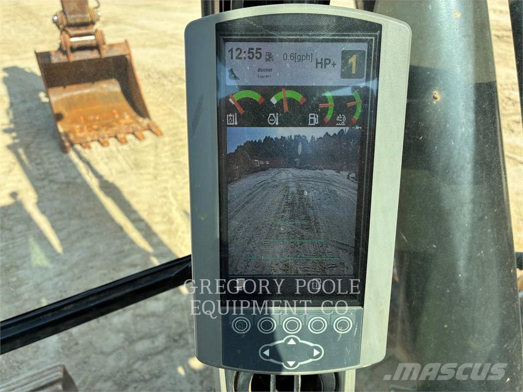 CAT 318FL Гусеничні екскаватори