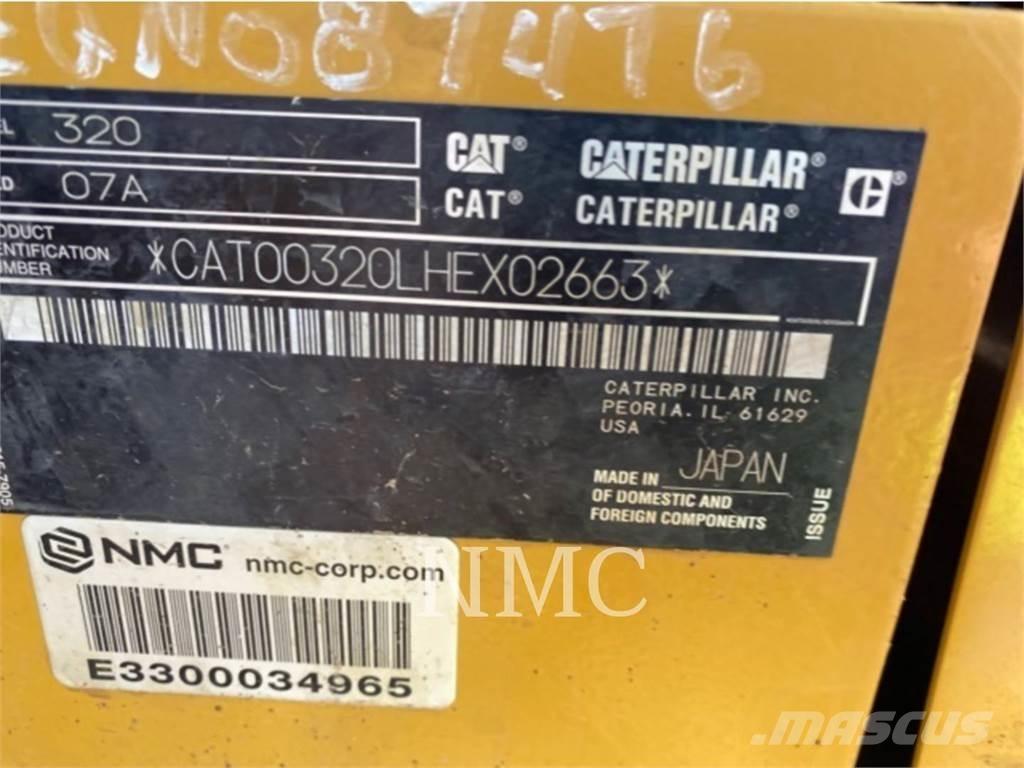 CAT 320 Гусеничні екскаватори