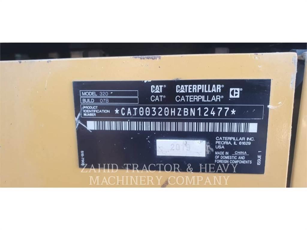 CAT 320 Гусеничні екскаватори