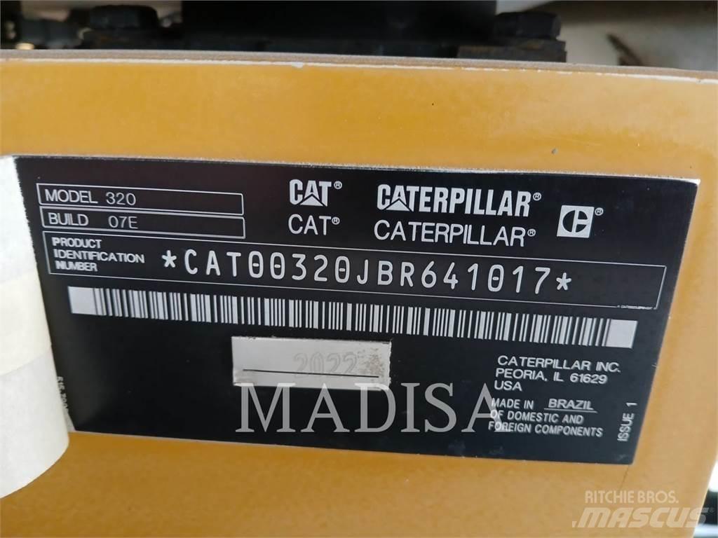 CAT 320 Гусеничні екскаватори