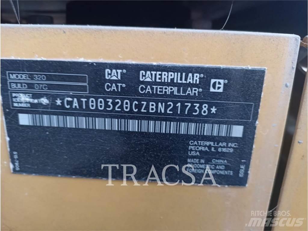 CAT 320 Гусеничні екскаватори