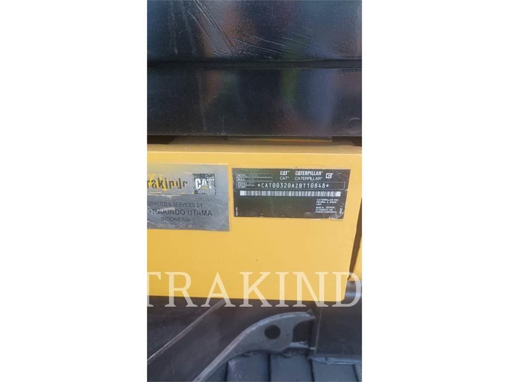 CAT 320-07GC Гусеничні екскаватори