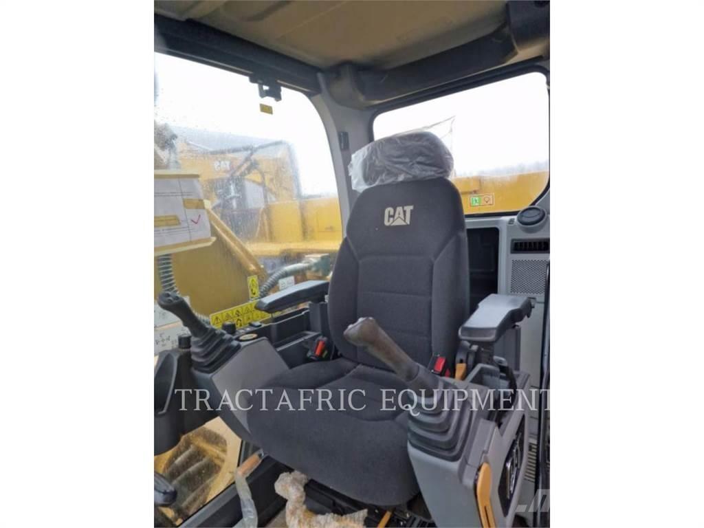 CAT 320-07GC Гусеничні екскаватори