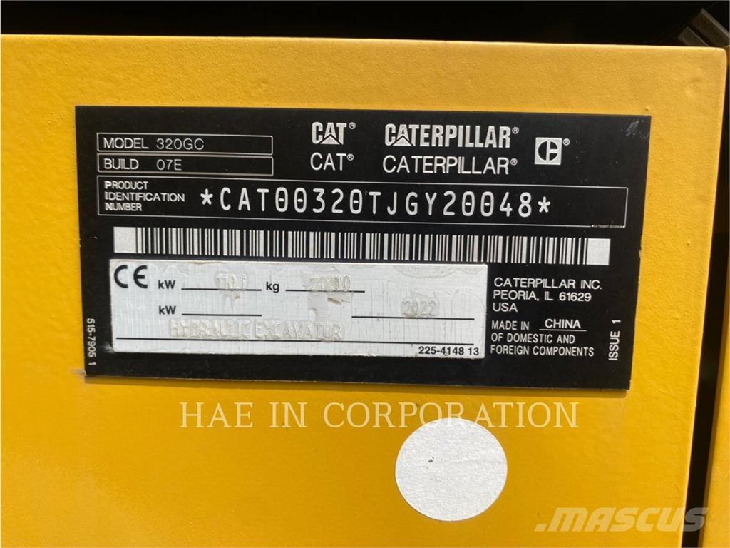 CAT 320-07GC Гусеничні екскаватори