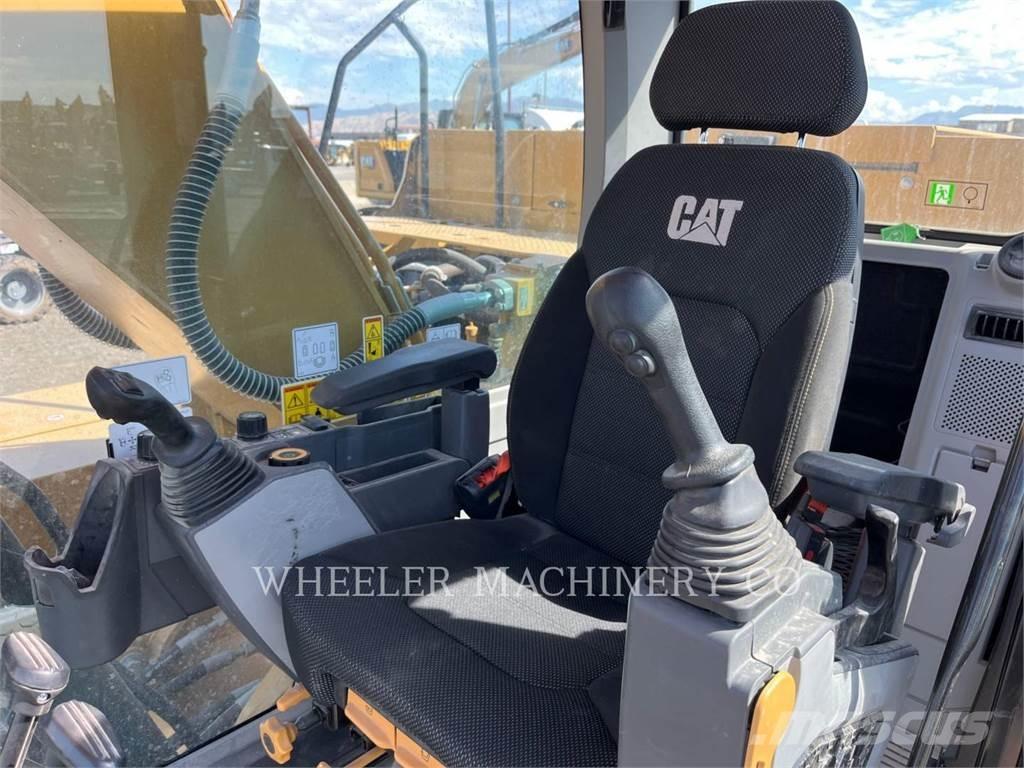 CAT 320 CF Гусеничні екскаватори