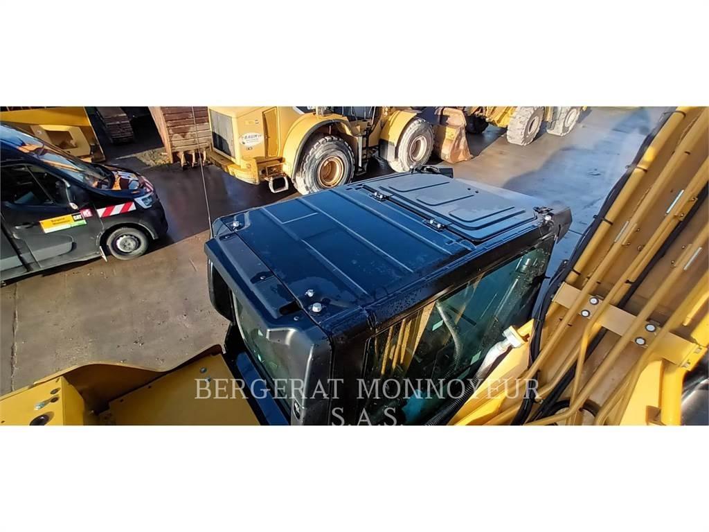 CAT 320 GC Гусеничні екскаватори