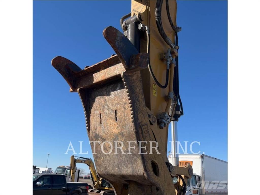 CAT 320 GC TH Гусеничні екскаватори