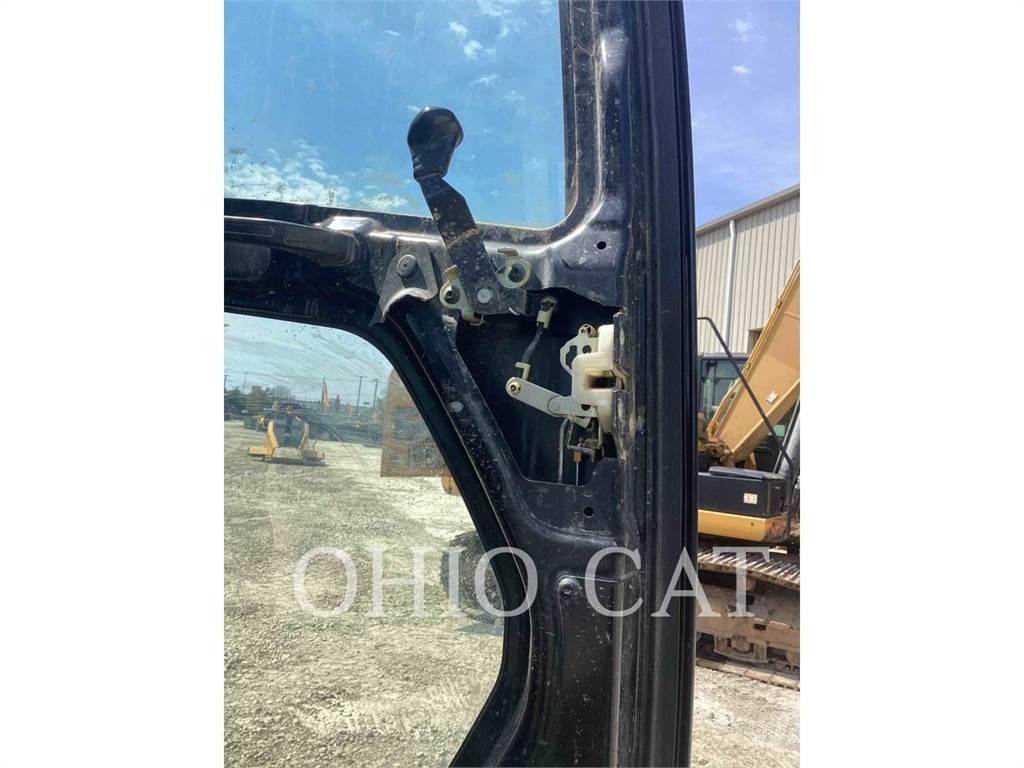 CAT 320 STD Гусеничні екскаватори