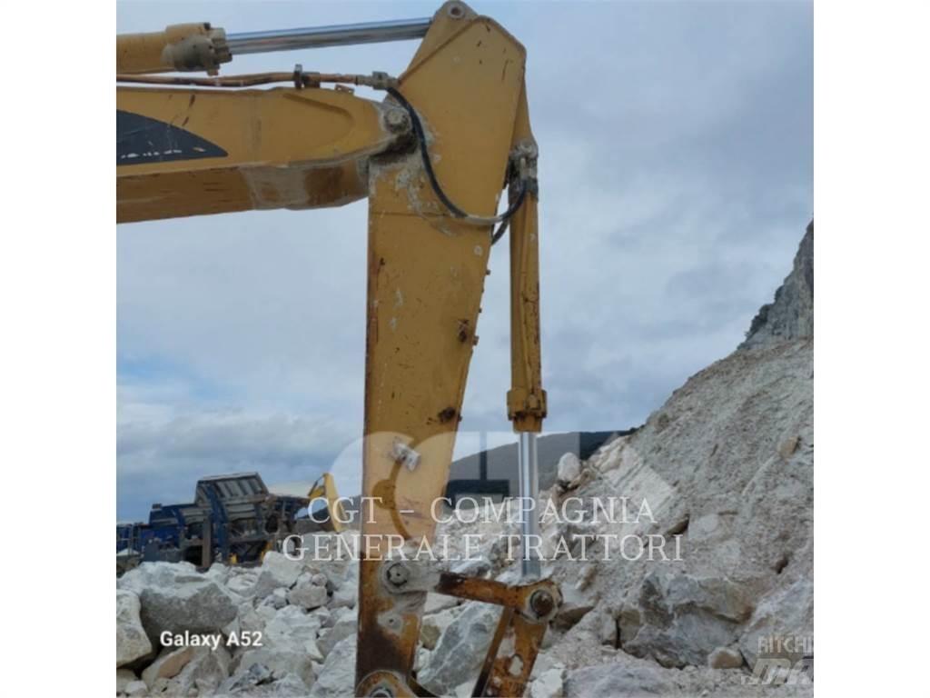CAT 320B Гусеничні екскаватори