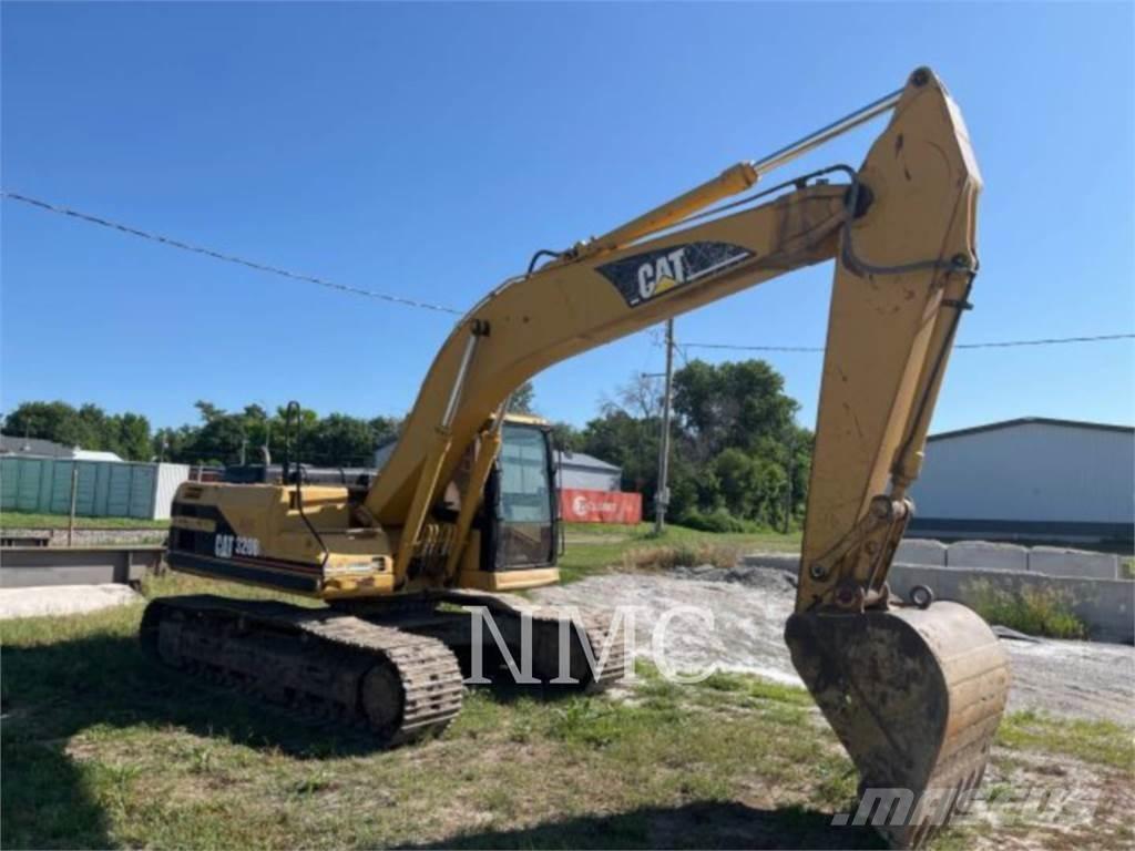 CAT 320BL Гусеничні екскаватори
