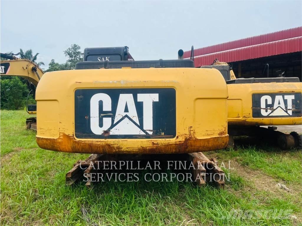CAT 320D Гусеничні екскаватори