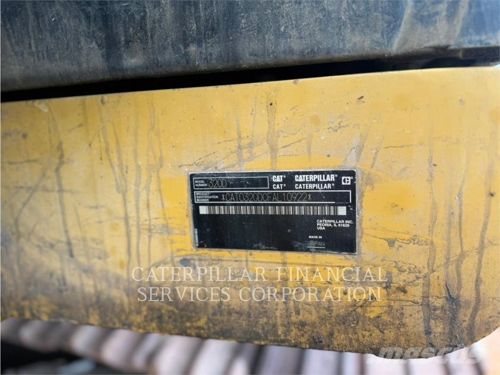 CAT 320D Гусеничні екскаватори