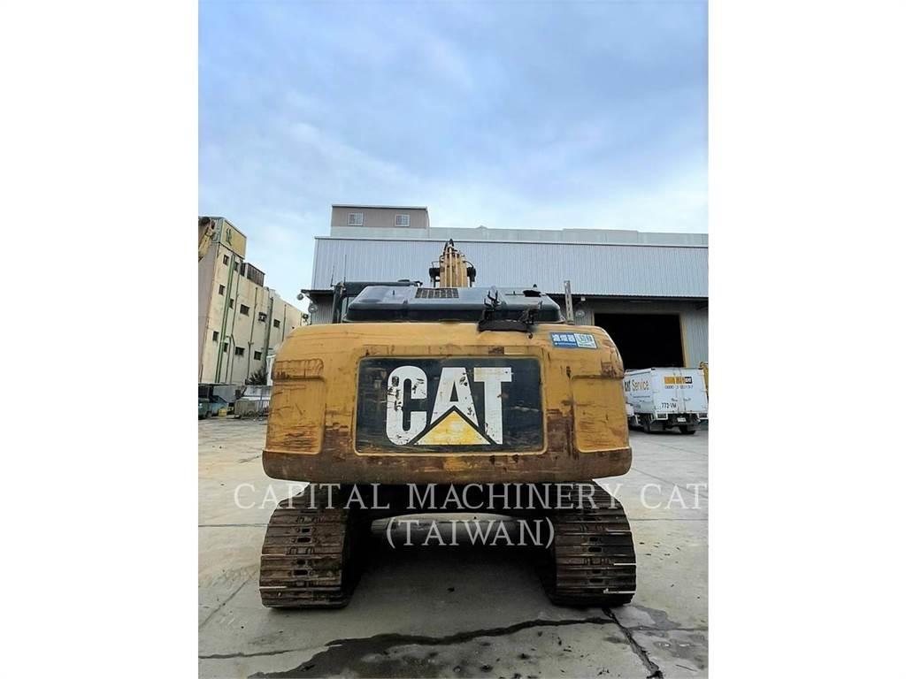 CAT 320D Гусеничні екскаватори