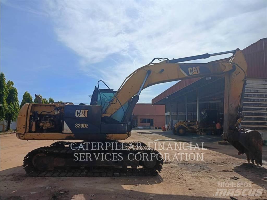 CAT 320D2 Гусеничні екскаватори